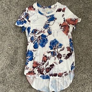 Aritzia Wilfred Floral Tee Size M